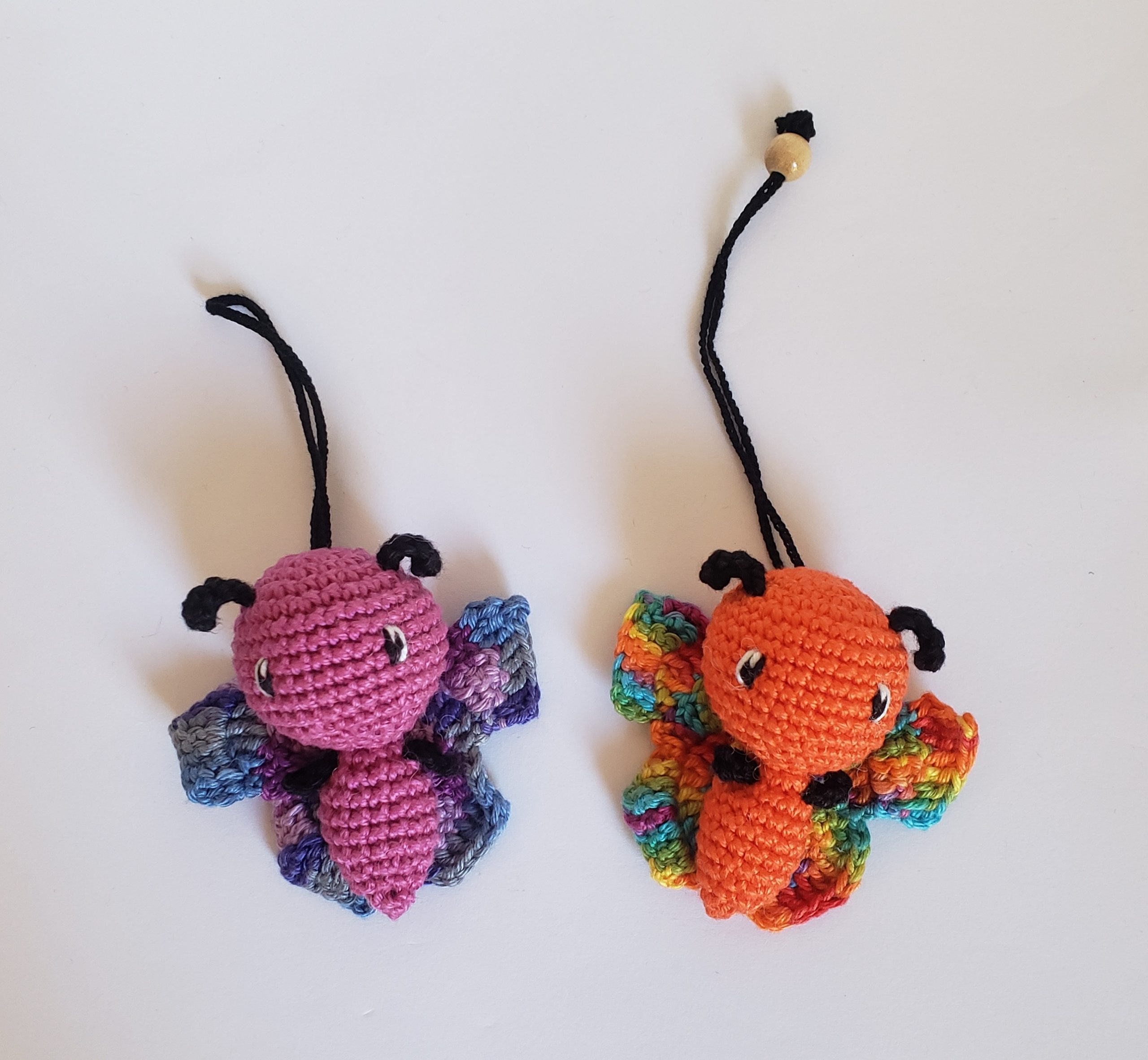 lot de 2 papillons amigurumis kawaii avec attache chainette, Kawaii Animal  au crochet