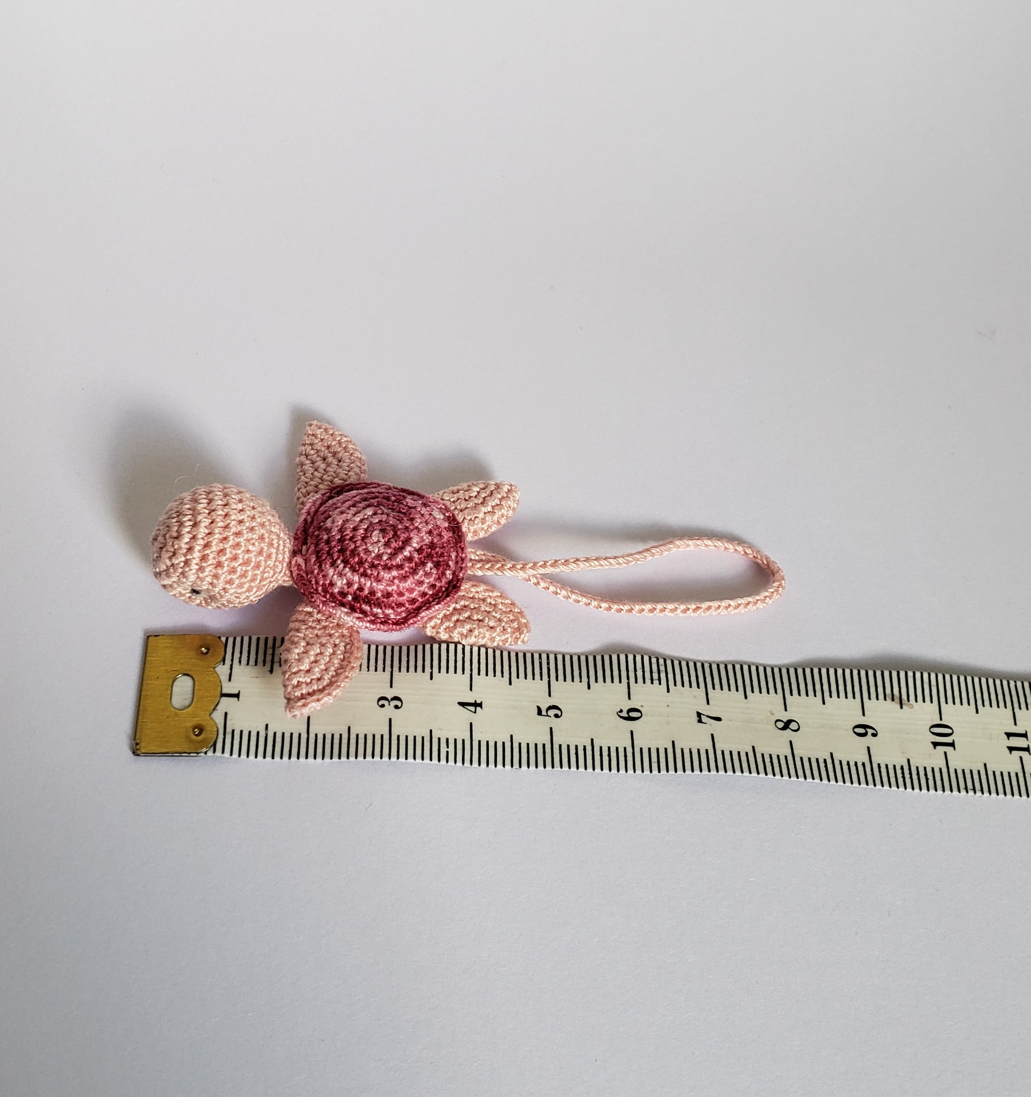 Tortue de mer amigurumi avec attache pour porte clés, Kawaii Miniature Animal au crochet – Image 4