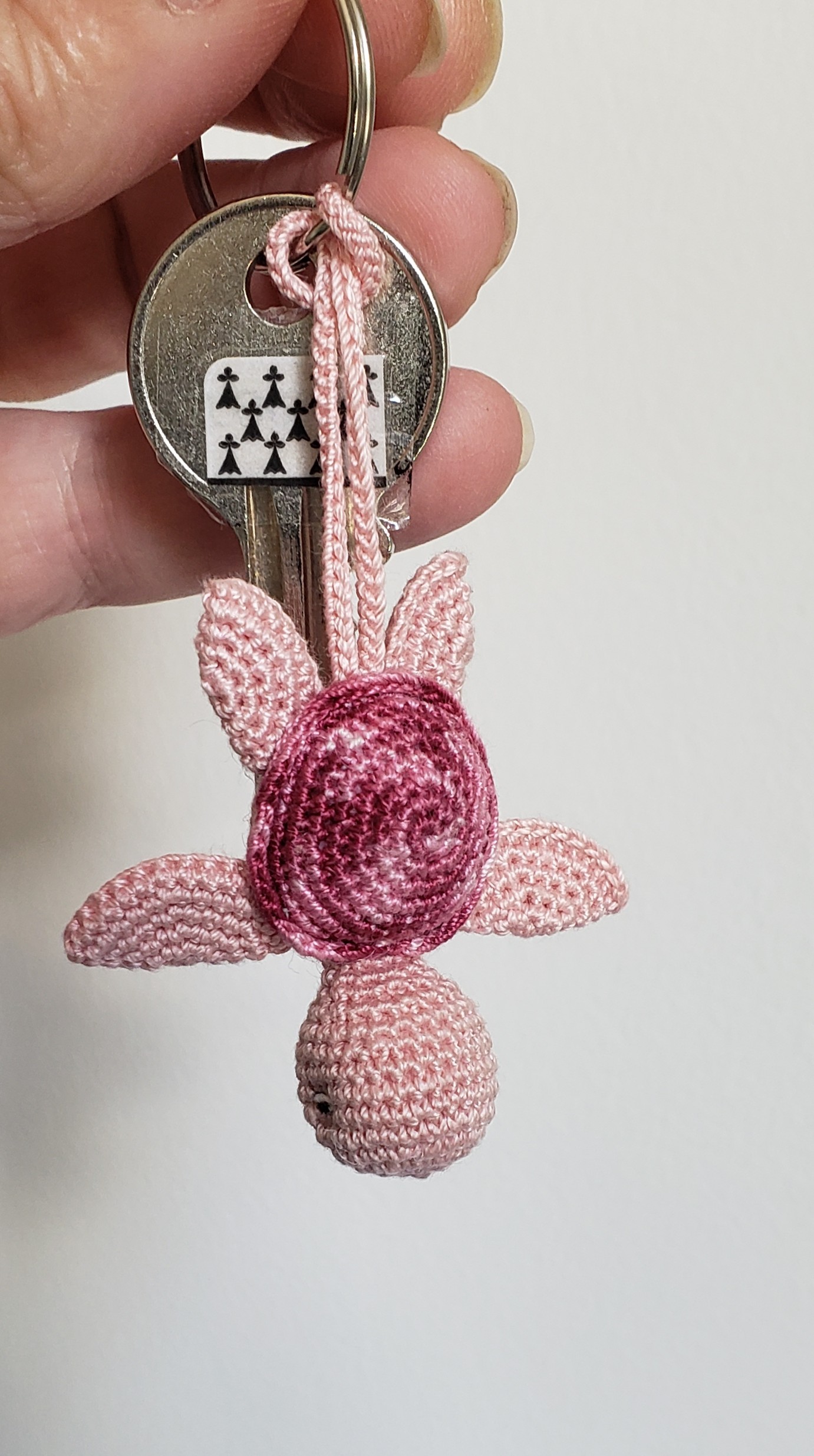 Tortue de mer amigurumi avec attache pour porte clés, Kawaii Miniature Animal au crochet – Image 2