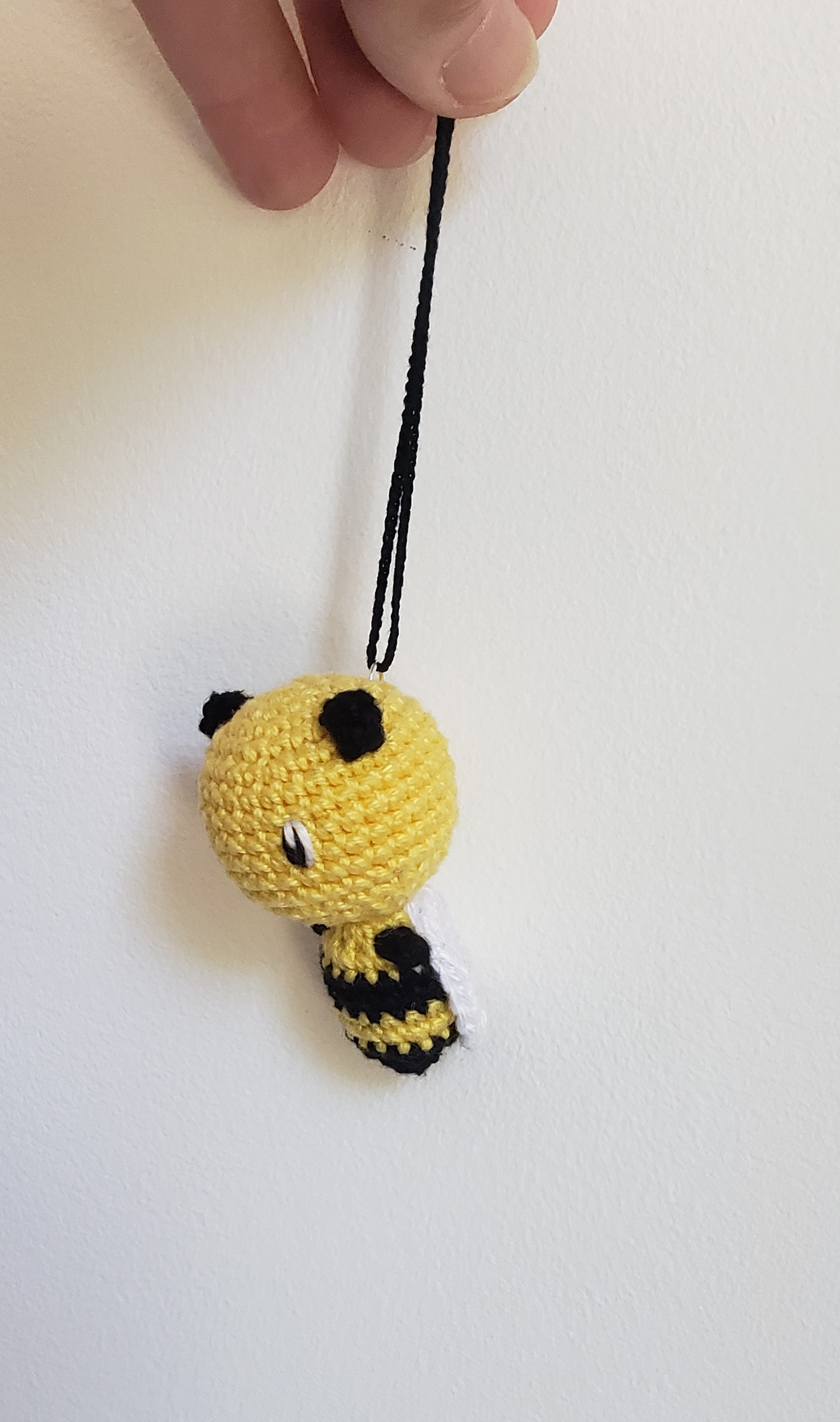 abeille amigurumi kawaii avec attache chainette pour votre rétroviseur de voiture, Kawaii Animal  au crochet