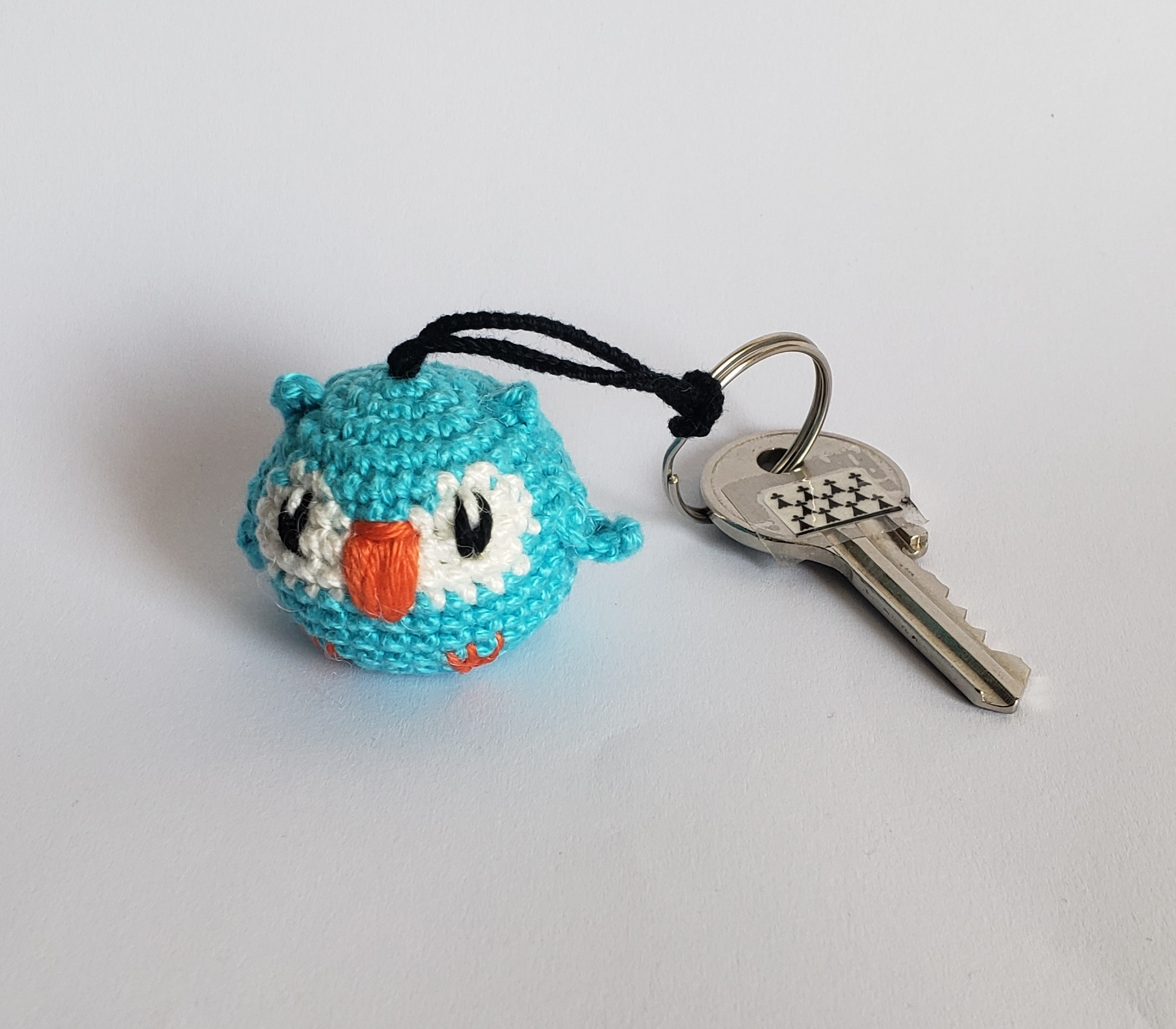 hibou amigurumi kawaii avec attache chainette pour vos clés, rétroviseur de voiture ou votre sac, Kawaii animal breloque de sac au crochet – Image 9