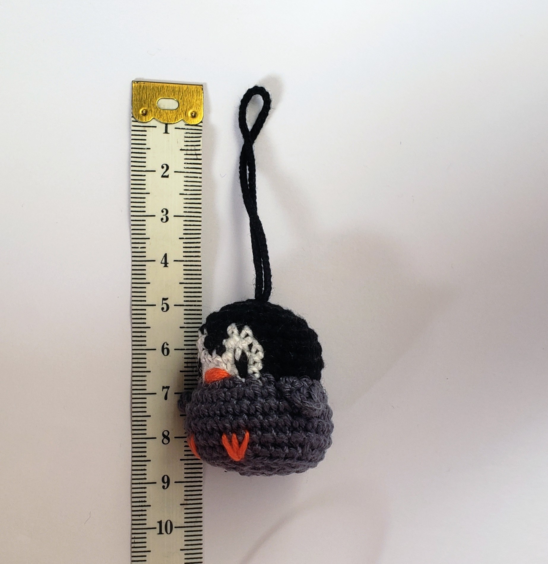 pingouin amigurumi kawaii pour votre porte clés, bébé oiseau Kawaii Animal avec une attache au crochet, cadeau fête ou remerciement – Image 4