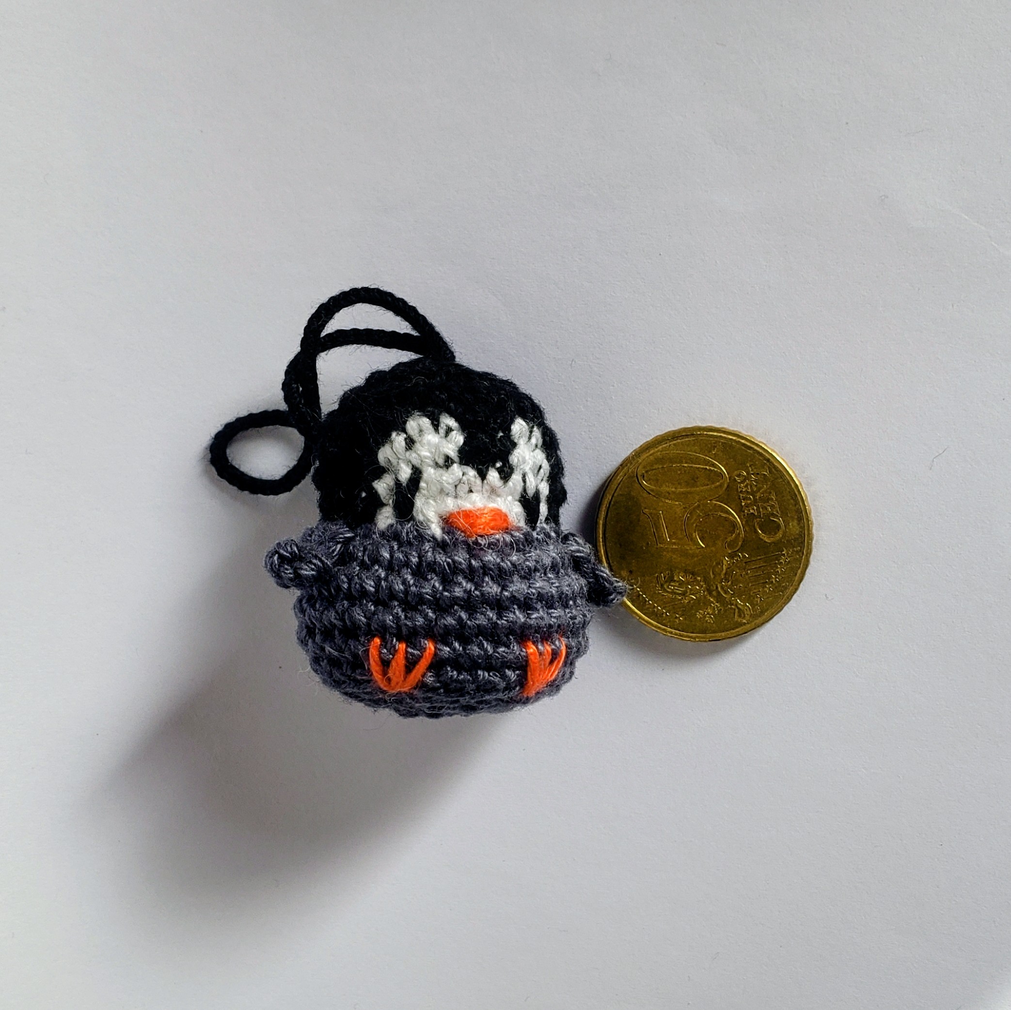 pingouin amigurumi kawaii pour votre porte clés, bébé oiseau Kawaii Animal avec une attache au crochet, cadeau fête ou remerciement – Image 5